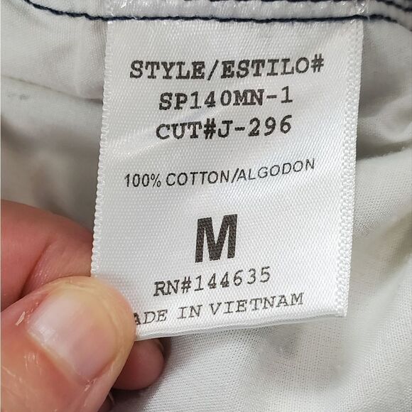 Kancan Estillo Disressed Cuffed Shorts - Picture 5 of 5